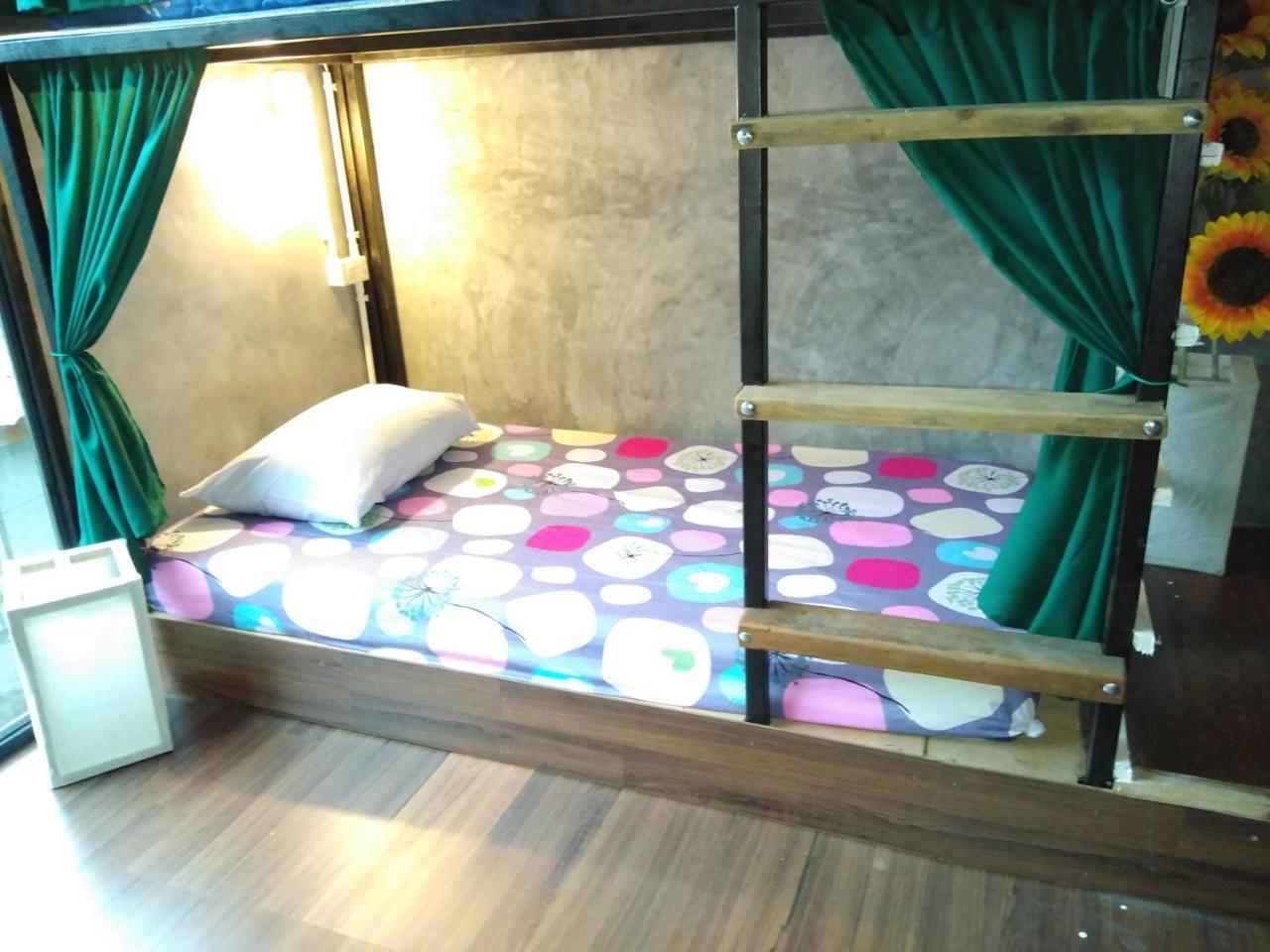Phayam Hostel Koh Phayam Exteriör bild