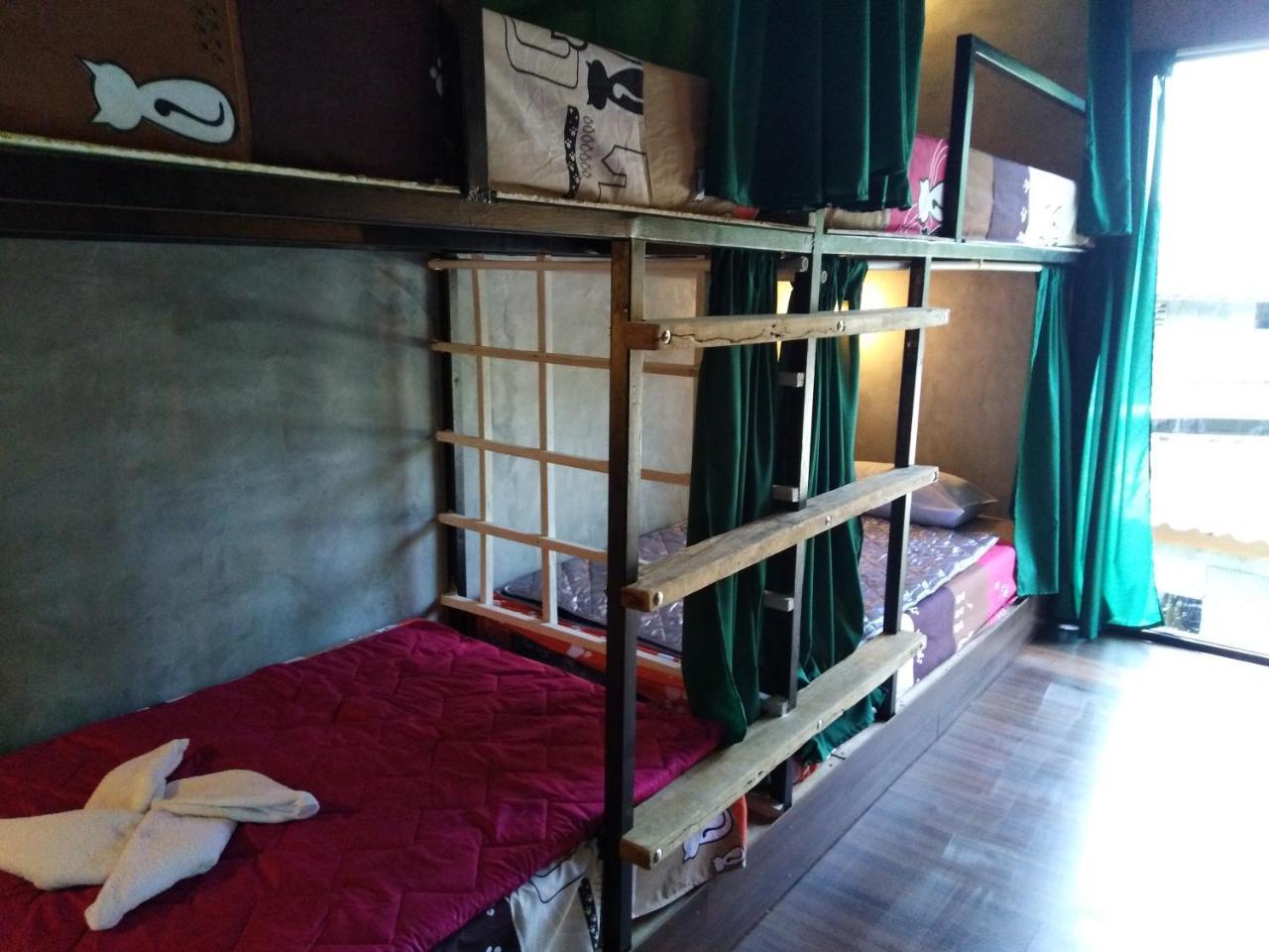 Phayam Hostel Koh Phayam Exteriör bild