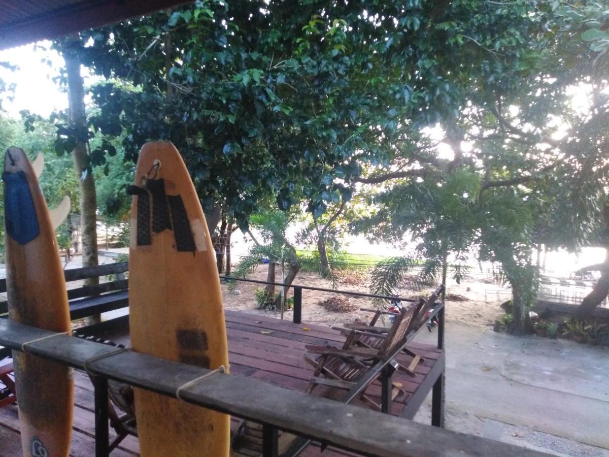 Phayam Hostel Koh Phayam Exteriör bild