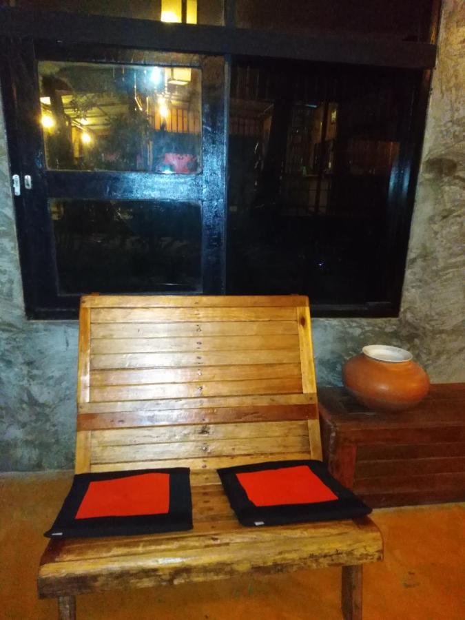 Phayam Hostel Koh Phayam Exteriör bild