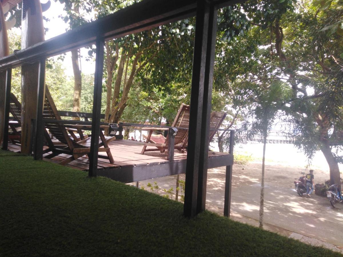 Phayam Hostel Koh Phayam Exteriör bild